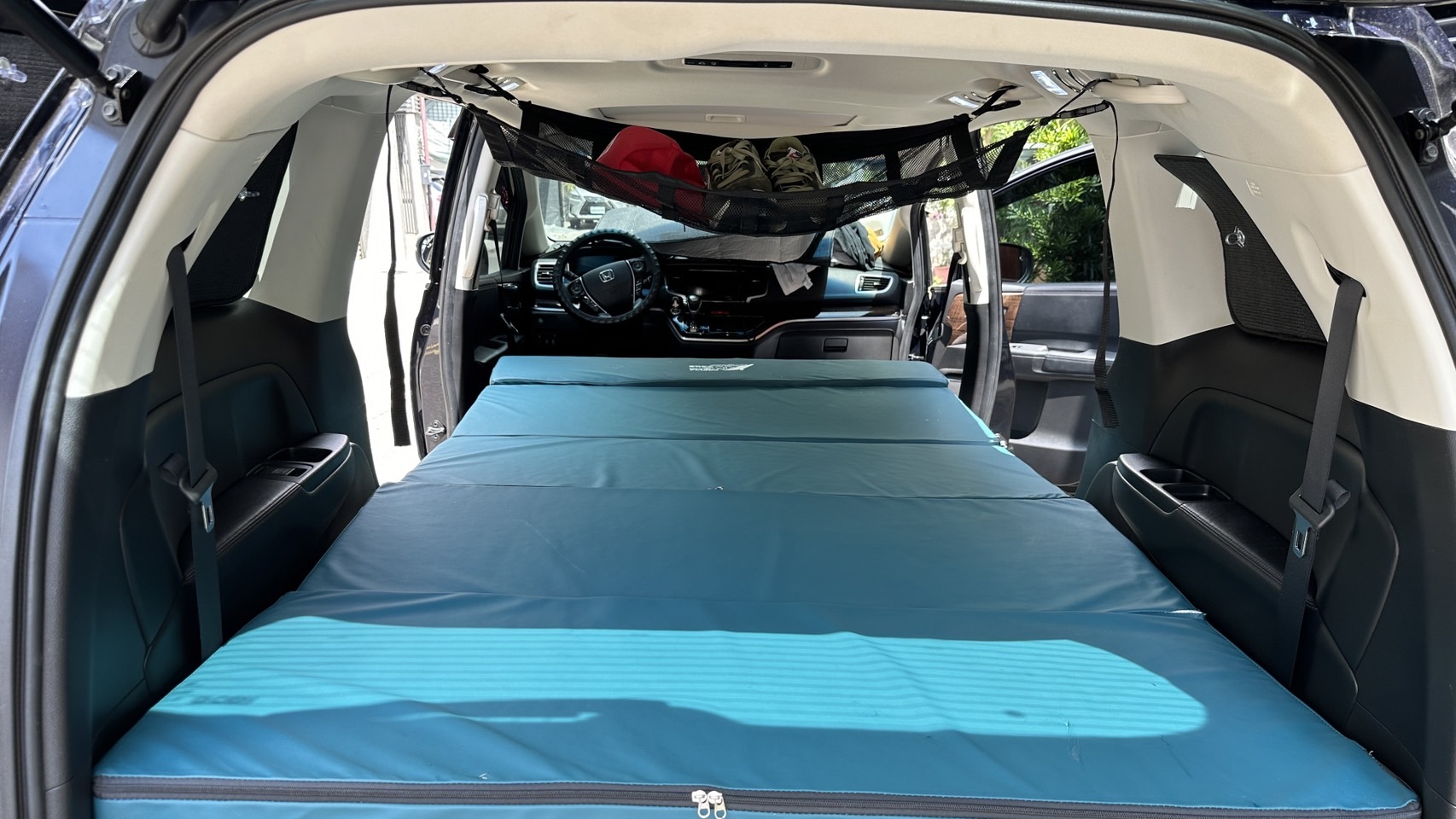 HONDA Odyssey 奧德賽 2015 ~ 2022年式 必備床墊 +送 ( 座椅凹槽支撐墊 x1 + 木質摺疊桌(尾箱整平用1組 ) - 贈禮數量有限